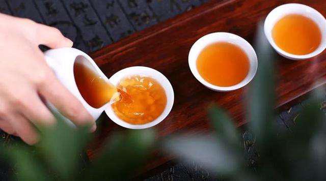 杜仲护心绿茶能补益肝肾